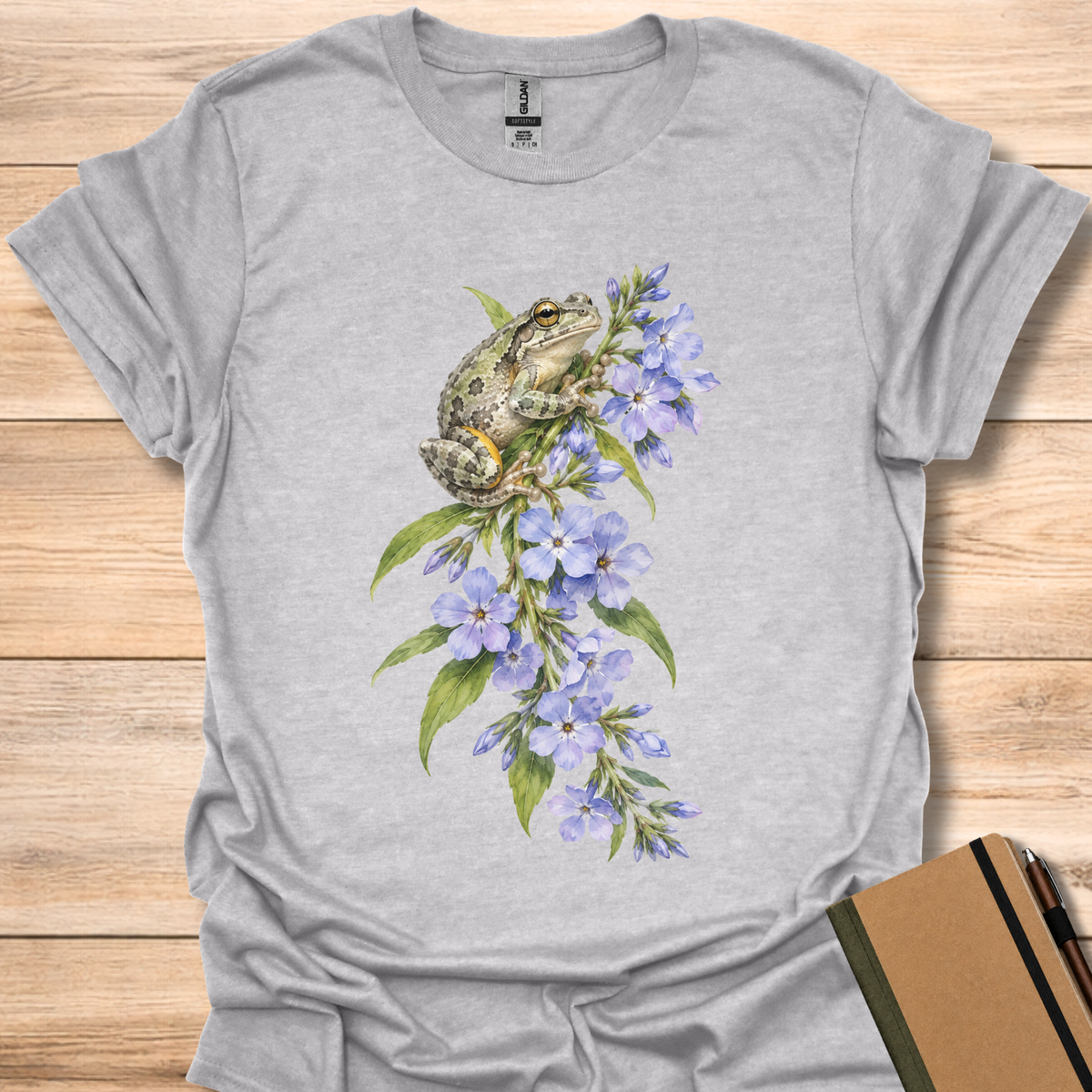 Gray Treefrog On Wild Blue Phlox - Sport Grey